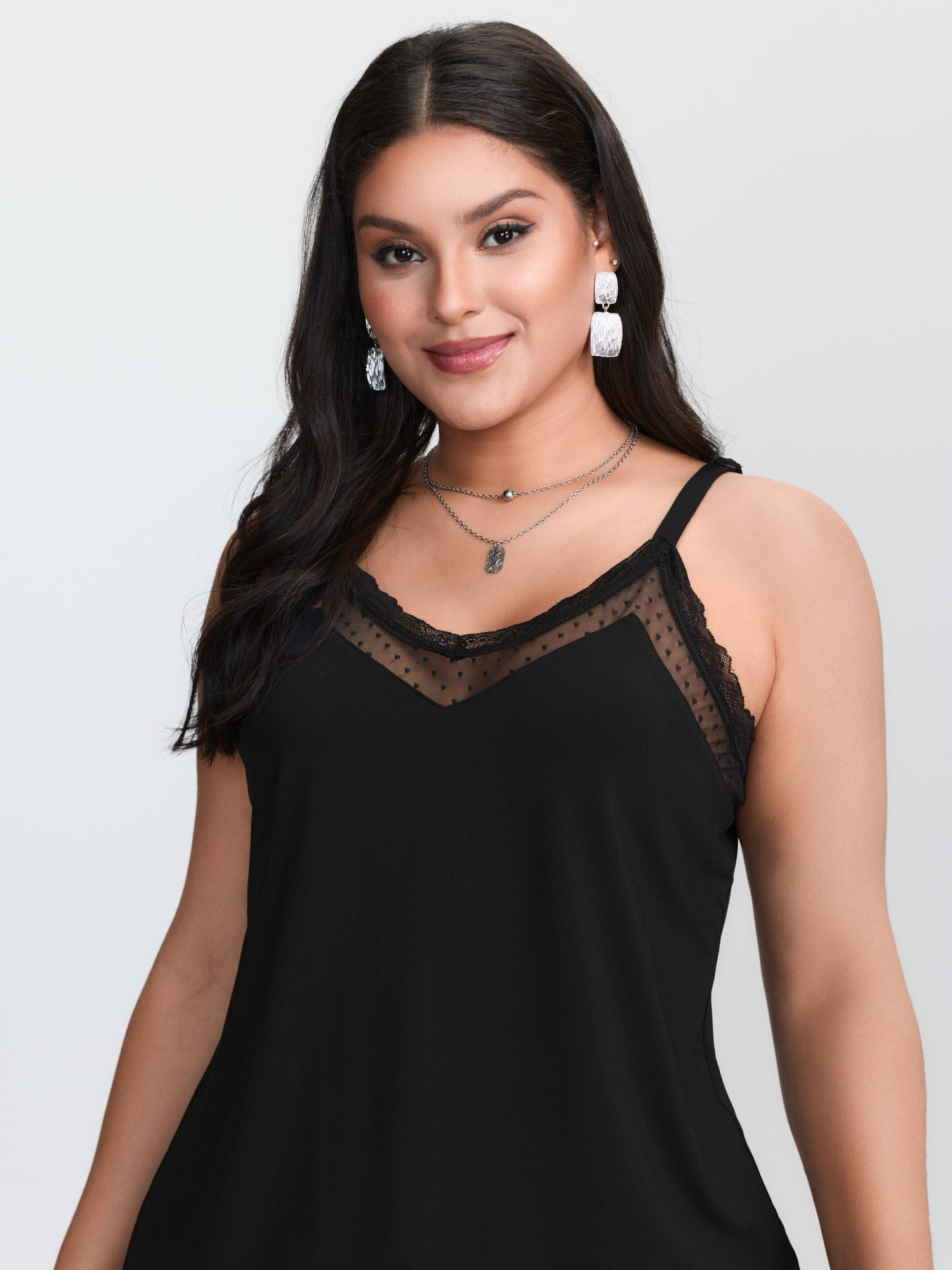 Büyük beden, siyah, örgü görün - Cami Top Lace incelemesi ve fiyatı
